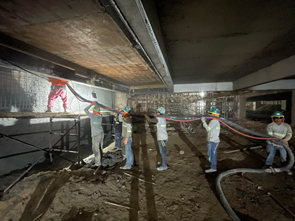 Fundición de muro pantalla mediante bombeo de concreto en nivel subterráneo